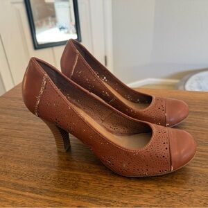 MIA Light Brown Women's Heels, size 8
